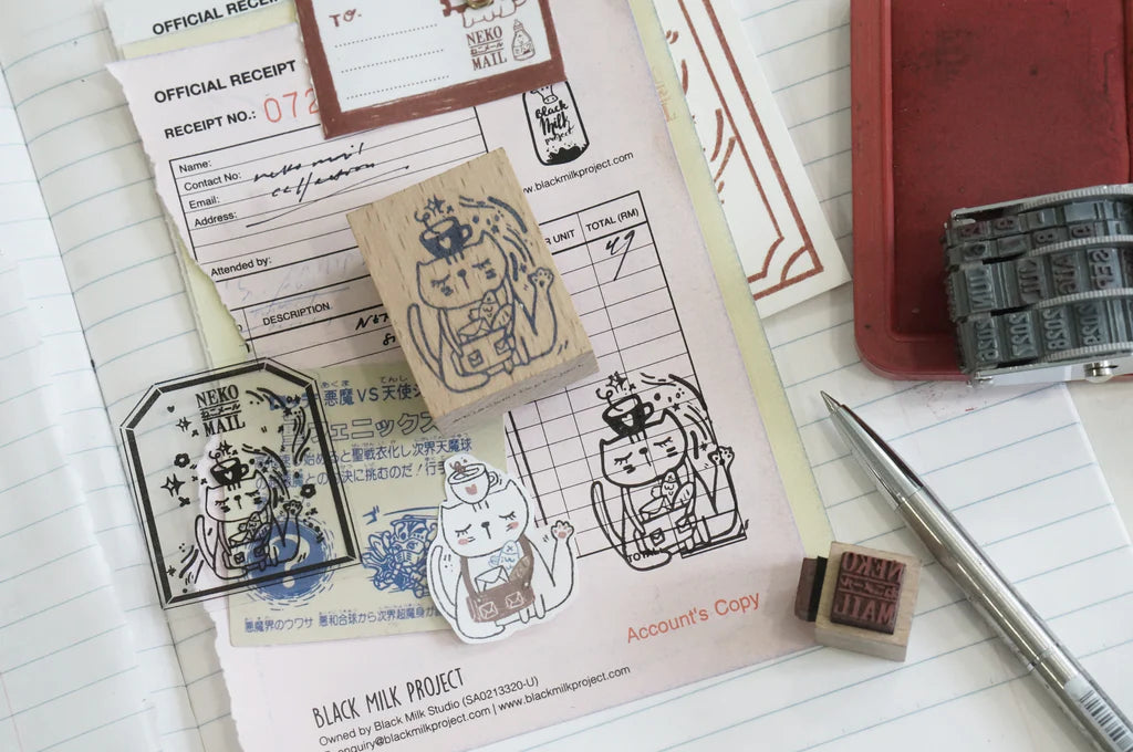 Size: approximately 4cm x 3cm

The stamps are made of industrial high grade red rubber with the finest details.As all stamps are assembled, cut, sanded by hand, size and shape may vary slightly. Wood material will differ depending on what the forest elves bring!

Stamps might be slightly stained because of quality tests during the process, but it will not affect your stamping color.&nbsp;