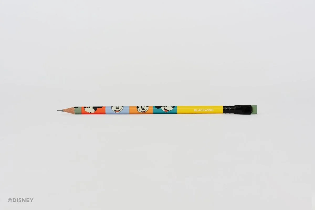 This set of 12 Blackwing pencils includes designs featuring Mickey Mouse, Minnie Mouse, Donald Duck, Daisy Duck, Goofy, and Pluto. Each pencil contains our Soft graphite core.