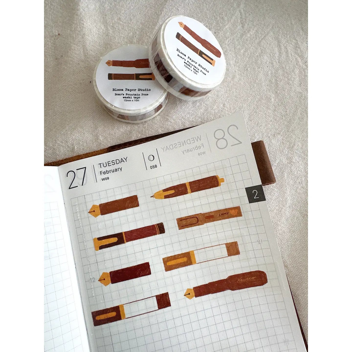 Bloom Paper Studio Washi Tape - Bear's Fountain Pens

This is a collection of Bear's fountain pens! He is in his happy place.


made with:
- washi paper
-15mm x 10m

Note: Colors on screen may appear slightly different on paper. By purchasing, you have acknowledged reading this disclaimer.