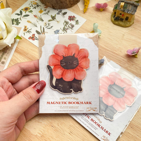 PaperaicaShop Cute Cat Spring Magnetic Bookmark