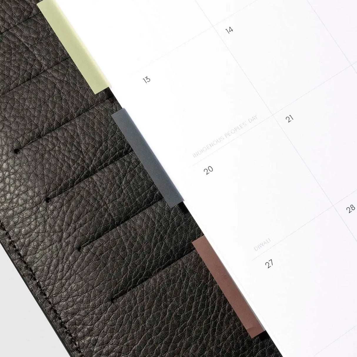 A brand new twist on a classic design - these page flags feature an elegant color palette and compact shape that help your planner stand out above the rest! Three springtime shades in Bordeaux, Apollo, and Avocado combine to bring a luxurious flair to your planner.

Features:

&nbsp;Transparent material
Set of 3 page flags
&nbsp;50 page flags per design, 150 total
Each page flag measures 1.25 x 1 in (3.2 × 2.5 cm)&nbsp;