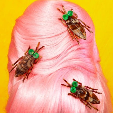 Cockroach Clip