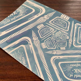 Designed by Horirium, who is familiar to stationery fans as a designer of decorative manuscript paper, drew an infinite pattern of an ink swamp.

These are best used with water-based inks in general, but dye inks are more suitable than pigment inks (they are easier to refresh cleanly). In rare cases, some inks are difficult to reject, so please try them out before using them. &nbsp;

Includes:

Body size: 100x148mm (postcard size)
Material: Paper (1 pack of 5 sheets)