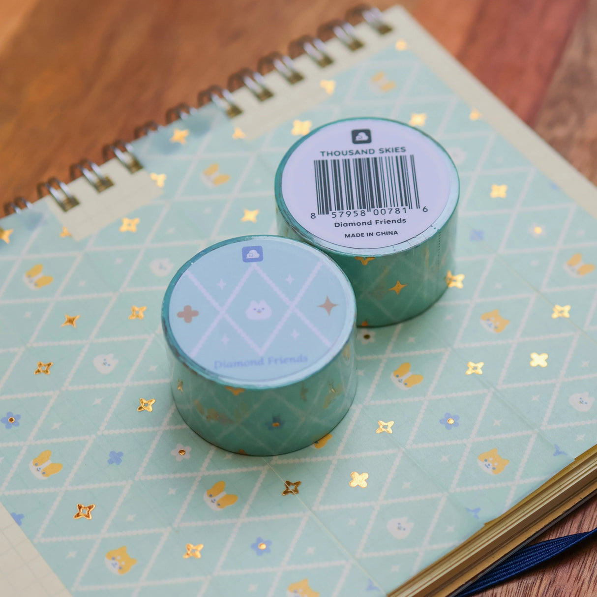 Diamond Friends Foil Washi Tape

Full color washi tape with foil
Width: 25mm
Length: 5m or 16 ft
Designed in San Jose, California
©Thousandskies
