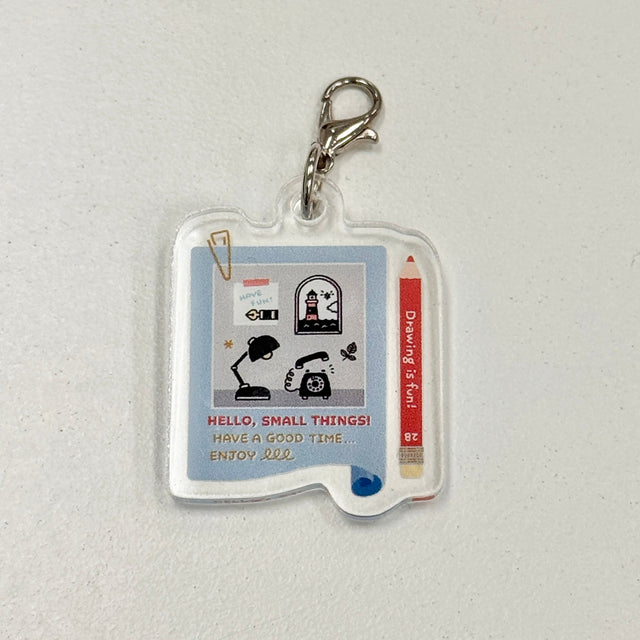 eric Acrylic Charm - Drawing is Fun!

Acrylic charm from Japanese artist eric. A great accessory for your traveler's notebook, bag, or anything you can think of that needs a cute touch

Lobster Clasp
Designed by eric