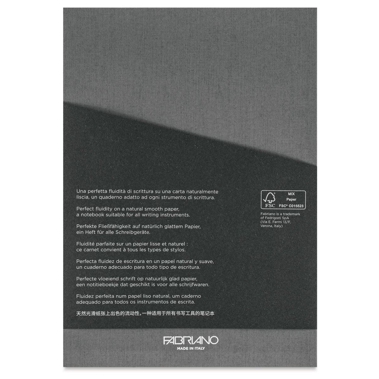Ecoqua Plus by Fabriano is a collection of notebooks designed to accompany you every day, withstanding prolonged use. These notebooks open perfectly, allowing you to comfortably write on every page, right down to the last. Entirely made in Italy, they use the best raw materials and are produced with renewable energy, demonstrating a concrete commitment to sustainability.