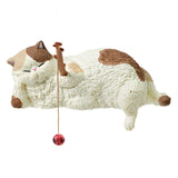 The 5th installment of the fishing cat series! Relaxing once again, the animals are fishing today.

Lineup (5 Variants):

American Shorthair
Scottish Fold
Calico Cat
Exotic Shorthair
Persian Cat