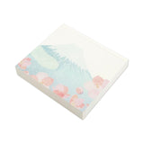 Japanese-style block memo boldly depicting Mt. Fuji. The soft color scheme makes it easy to wear in everyday life. Of course, it can be used as a daily note, as well as a small gift card or message card. They're also appreciated as souvenirs for foreigners or as gifts from Japan!