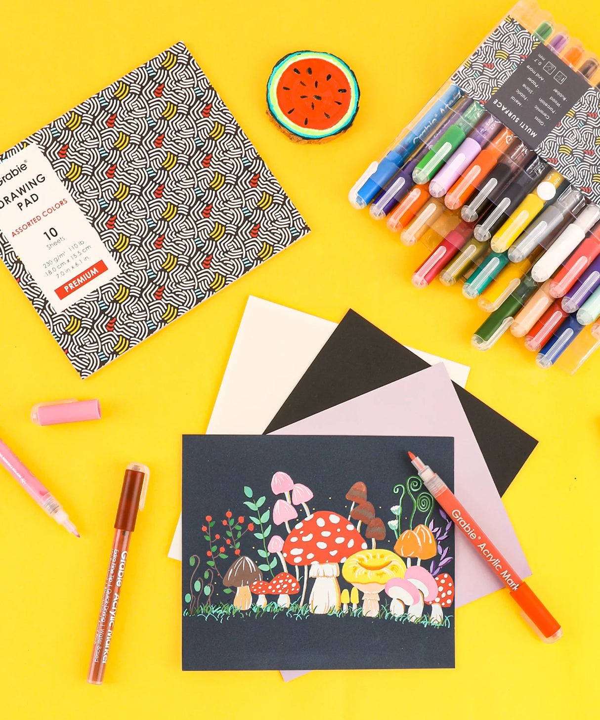 Our fine tip markers have a 0.7mm point for beautiful crisp and clean lines. A must for any artist creating drawings, technical work, or illustrations. The 28 colors are bright, quick flowing, and fast drying. Made to write practically everywhere, vivid Grabie markers eliminate dullness and boring.