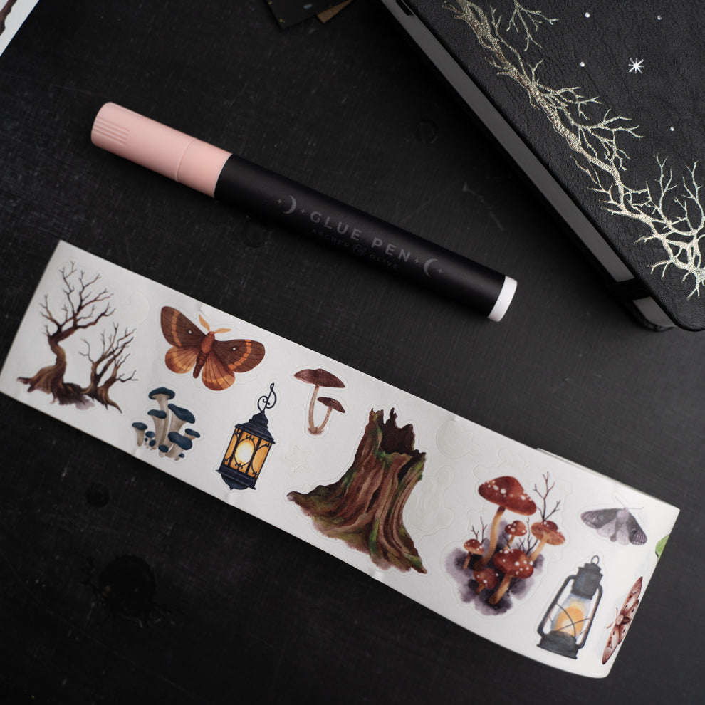 Archer and Olive Haunted Hollow Box 2025