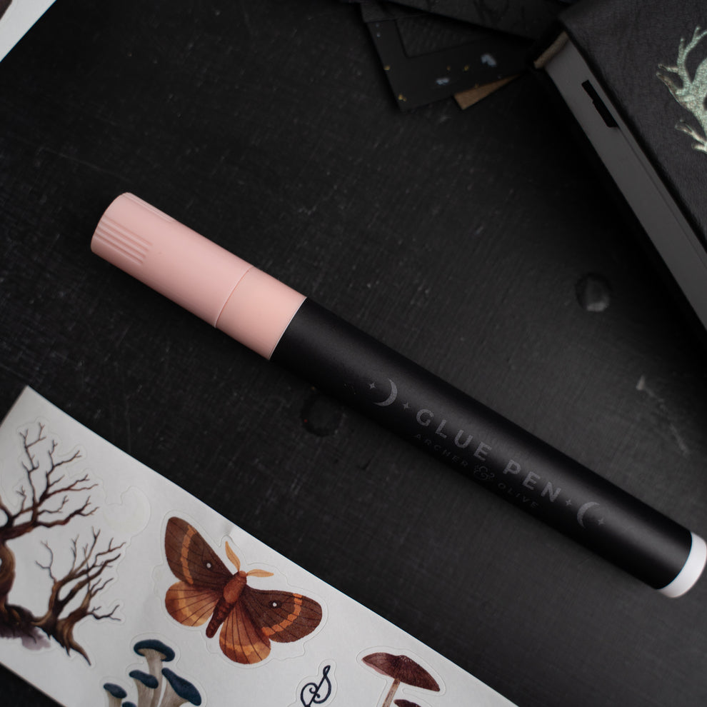 Archer and Olive Haunted Hollow Box 2025