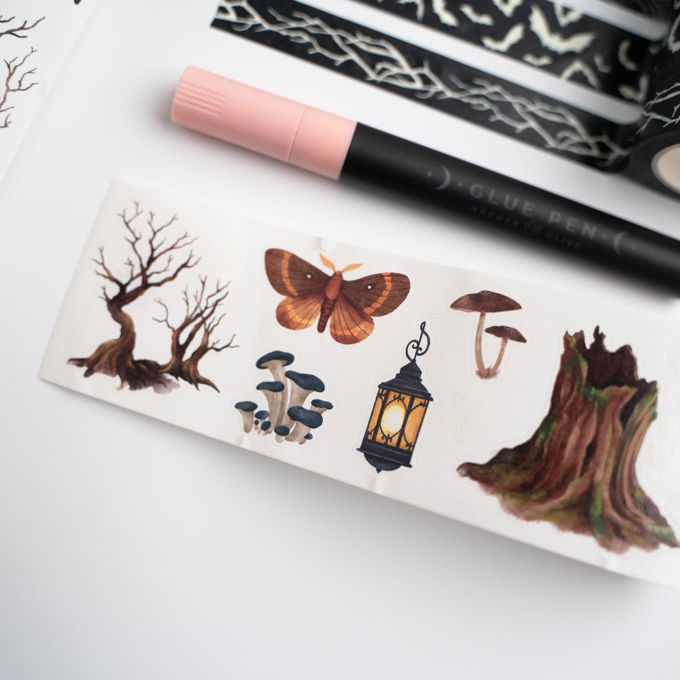 Archer and Olive Haunted Hollow Box 2025