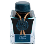 The 1670 Anniversary Collection celebrates the life of the 17th-century French adventurer, Jacques Herbin. Sailing from India, Monsieur Herbin arrived home to Paris with formulas for the now-famous Herbin inks and sealing waxes.

Enhanced with a luxurious, golden metallic sheen, these highly saturated inks will add an elegant luster to all your writing.&nbsp;

Chivor's Emerald, a bluish hue with green reflections, shimmers with golden glitter, providing a thousand lights for the ever-renewed pleasure of wri