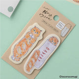 By making 70% of the adhesive side of the label, Pita Fusen can be stuck firmly and does not peel off easily.&nbsp;The cute die-cut type has a shape that makes the most of the design of the illustration. The design is based on an illustration by Tokorokomugi, an illustrator who is very popular on SNS for drawing loose and slightly funny animals. The small (bookmark type) is a convenient size when you want to put a marker on your page. It is designed to stick firmly so that it will not easily peel off from b