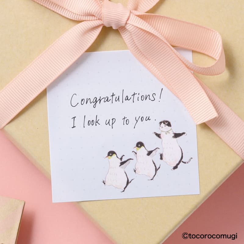 By making 70% of the adhesive side of the label, Pita Fusen can be stuck firmly and does not peel off easily.&nbsp;The cute die-cut type has a shape that makes the most of the design of the illustration. The design is based on an illustration by Tocoro Comugi, an illustrator who is very popular on SNS for drawing loose and slightly funny animals. The memo size (memo type) is just the right size for a small thank you or message, or as a memo to put around your PC or on your calendar.

70 x 70mm
20 sheets