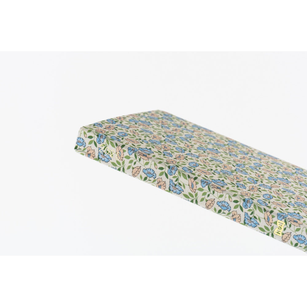 The year 2026 and HON logo are pressed in gold foil onto the spine.