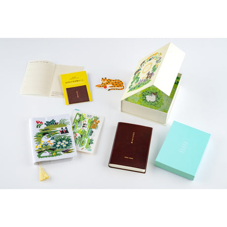 Hobonichi iyo okumi: Hobonichi 5-Year Techo Gift Edition - haconiwa (2026-2030)