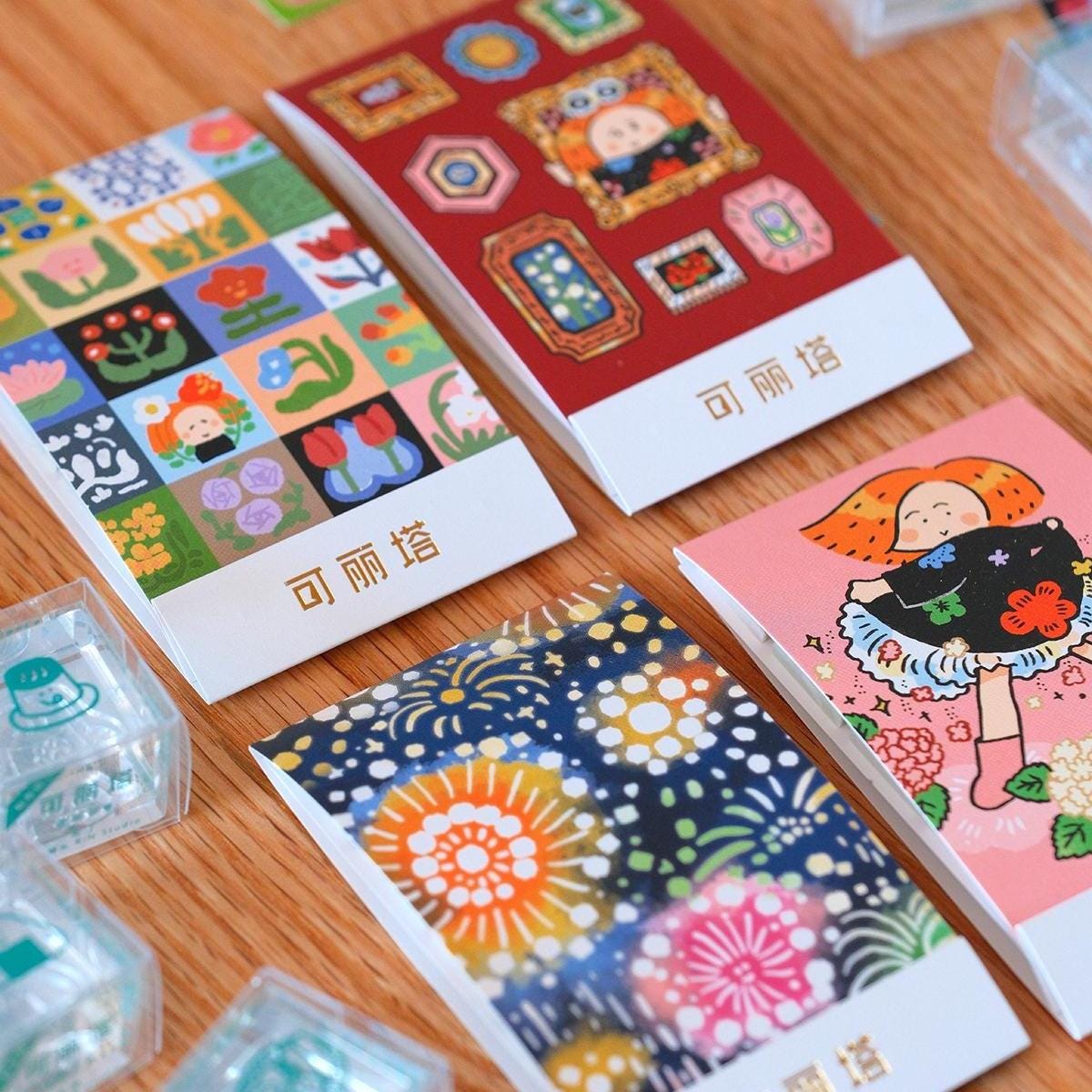KITTA X RiN! Studio Washi Tape - Pattern

A delightful collaboration between King Jim and RiN! Studio, bringing original artwork to the iconic Kitta format. Pre-cut into individual strips and packed in a slim, pocket-sized booklet - no scissors, no mess, just peel and stick anywhere.&nbsp;

&nbsp;Perfect for journaling, planners, snail mail, and creative moments on the go.&nbsp;

&nbsp;Tiny format. Big charm. Pure Kitta convenience.&nbsp;


Materials: Washi Tape on release paper