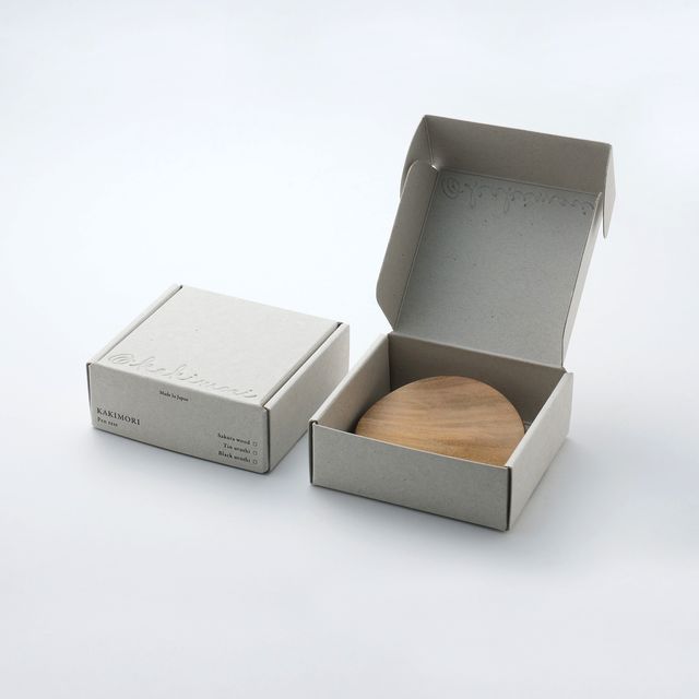 A pen rest that enhances the moments between writing. Designed to hold any pen without the need for precise placement, it blends effortlessly into your desk space with a subtle but assured presence. Enjoy the rich texture and wood grain of Japanese cherry.

Designed for stability to ensure your pens and surfaces are protected from accidental movement or damage. The pen rest comfortably holds two to three slender pens.

Use and Care:

To prevent distortion and discolouration, avoid soaking in water, sudden t