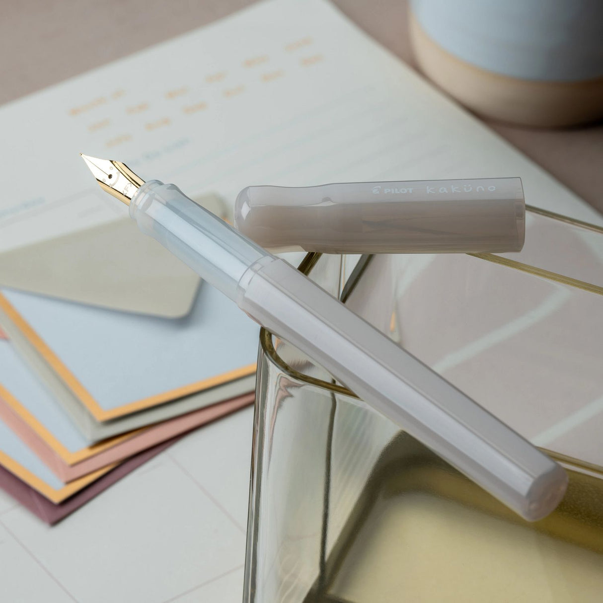 Pilot Kakuno Madoromi Fountain Pen - White