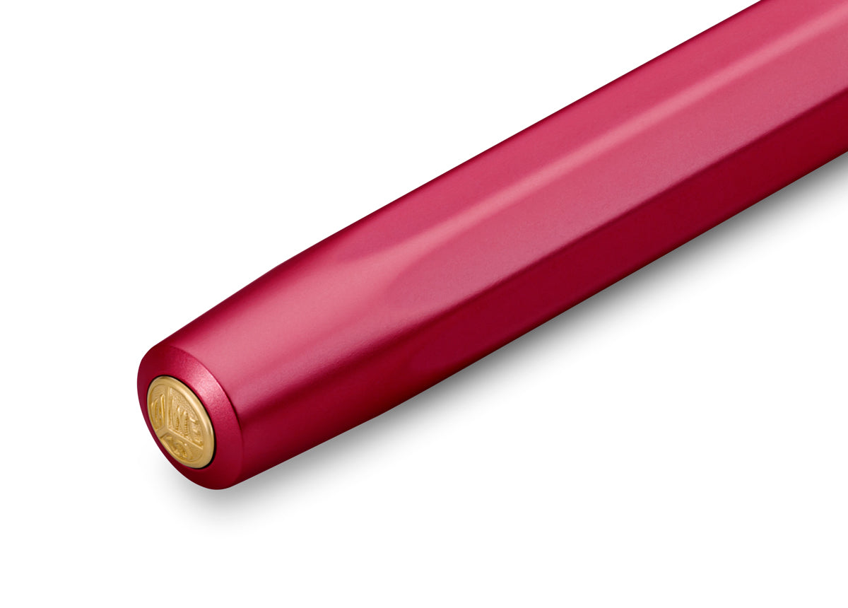 Just like the intricately cut facets of a ruby, the glossy polished surface of the fountain pen creates an exciting play of light on the octagonal shape. The refinement of the surface creates soft, rounded edges, which makes the writing instrument particularly comfortable to hold. A shadow engraving and the combination of aluminum with gold elements complements the elegant character of the pen. Included with this pen is a standard royal blue ink cartridge.&nbsp;