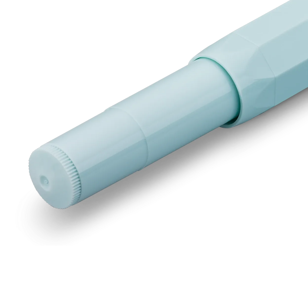 Kaweco SKYLINE SPORT Rollerball - Mint

The timeless model of the Sport series is made of high-quality plastic in fresh colours.

A refreshing eye-catcher: our fountain pen in the energetic colour mint awakens the anticipation of summer. The silver elements give the mint pen a distinctly cool appearance. An especially harmonious addition is the Kaweco leather pouch in the colour Tender Mint.

The Kaweco Sport has been around since 1911. The rollerball for the bag has a size of only 10.5 cm when closed and g