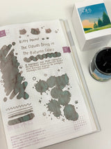 Kitty Inkpot – The Clouds Bring in the Autumn Colors Ink 云天收夏色 (2025 Autumn Limited Edition) close up