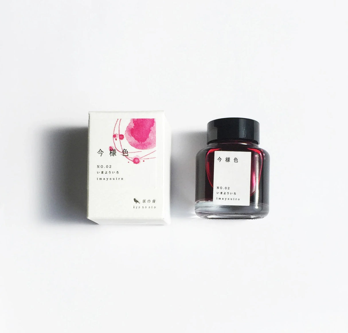 "Kyoto no Oto" is a series of writing inks that recreate traditional Japanese colors used since the Heian period with modern techniques and interpretations. Each color has its own unique name and story.