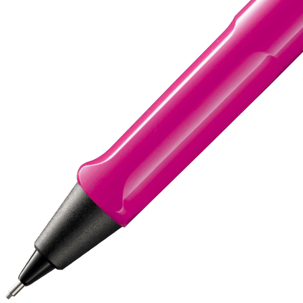 Fountain pen, icon, global success: the LAMY safari has been a beloved classic since its introduction in the 1980s and enjoys a cult status untypical for a writing instrument. Countless colours and ever-changing special editions make hearts beat faster - whether for the pencil case or the carefully curated fountain pen collection.

The LAMY safari is more than the sum of its details: it is aesthetic, robust and individual. The distinctive, self-sprung clip keeps the writing instrument securely fastened in p
