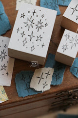 Lin Chia Ning Wooden Stamp Set - Hand Drawn Stars Medium


One (1) Set of Hand Drawn Stars Medium Size Stamp. Includes 3 different stamps


Size:&nbsp;
3 x 4 x 2.5 cm *1
1.5x 2 x 2.5 cm *2
Material: Compressed wood handle rubber stamp