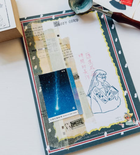 La Dolce Vita - Dark Blue Flower Girl Wooden Stamp