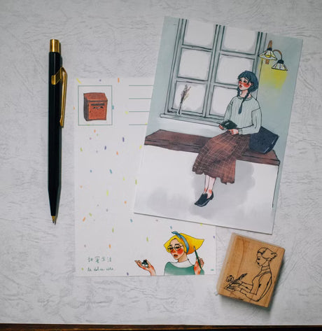 La Dolce Vita - Life Is Poetry Postcard

Life is poetry/
read a poem and live a life.

Often, we don't understand poetry
that well. Just like we
often forget how to live.
However, when you meet a poem
with a little bit of understanding
and a little bit of heart
, you can be healed. Just like we
always understand the world in great sorrow and
life in subtle loneliness.

Incudes 1 postcard
Size: 105x148 mm
Material: Ivory 250g
Made in Taiwan