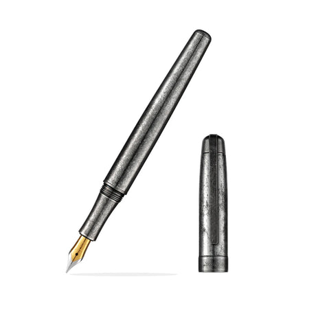 Matte metallic color

It has a "Distressed" or "aged" color and brings an elegant retro look, which earns a global favor among those who have favor on handwriting.

It has an excellent weight balance that provides a comfortable writing experience.&nbsp;
Sleek, spring-loaded pocket clip for secure carrying.