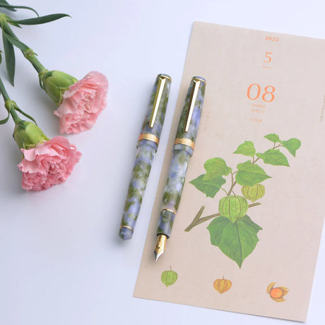 The Laban Rosa collection offers a fresh, modern look with its compact size and vivid colors. Lightweight and well-balanced, it’s the perfect choice for first-time fountain pen users. Fitted with a smooth steel nib and gold-plated trim, the Rosa brings style and ease to everyday writing.

Fresh and Fearless Spring: Lilac

Lilacs always bloom for Easter, and after Easter, the daytime gets longer. We see hope for tomorrow through the flourishing spring; it is a fresh and fearless season.


Light bluish-purple