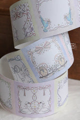 Lin Chia Ning Memo Sticker Roll - They Fly

A whimsical peel‑and‑stick memo roll featuring delicate flying creatures and bow‑themed frames.

Size: 5cm*10M&nbsp;
Loop: 95 cm&nbsp;
Simili paper
