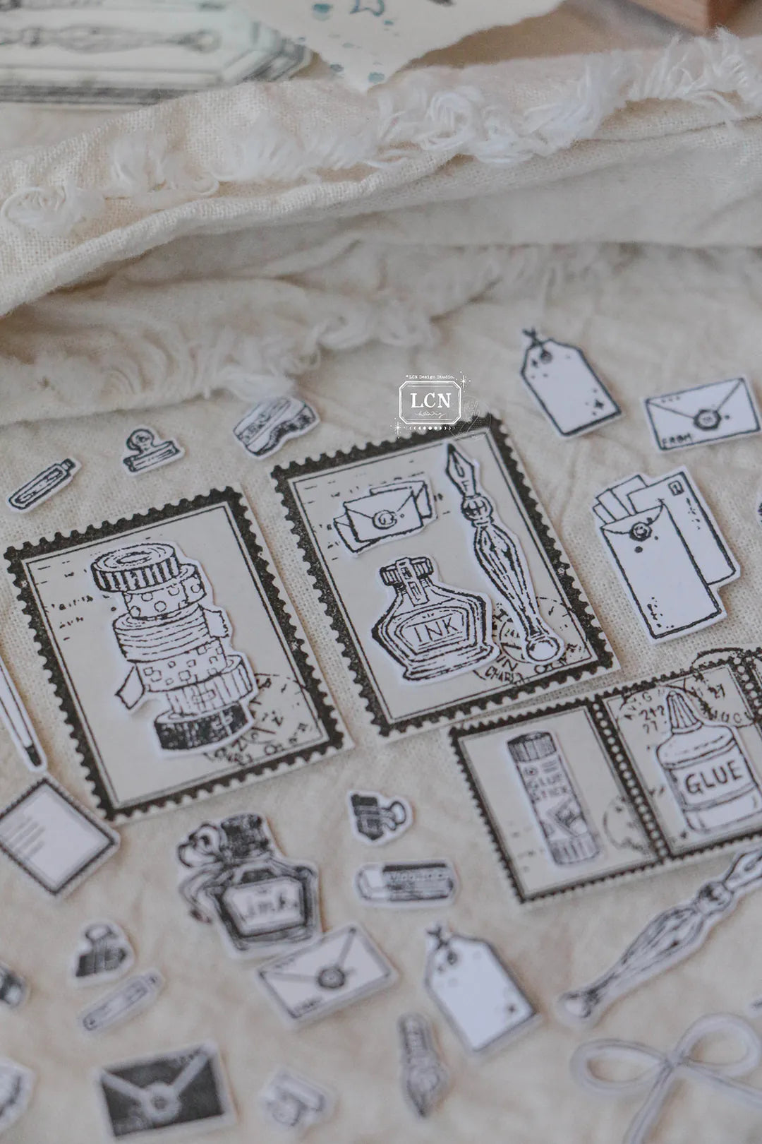 Lin Chia Ning Wooden Stamp - On the Desk Stamp Set 2
