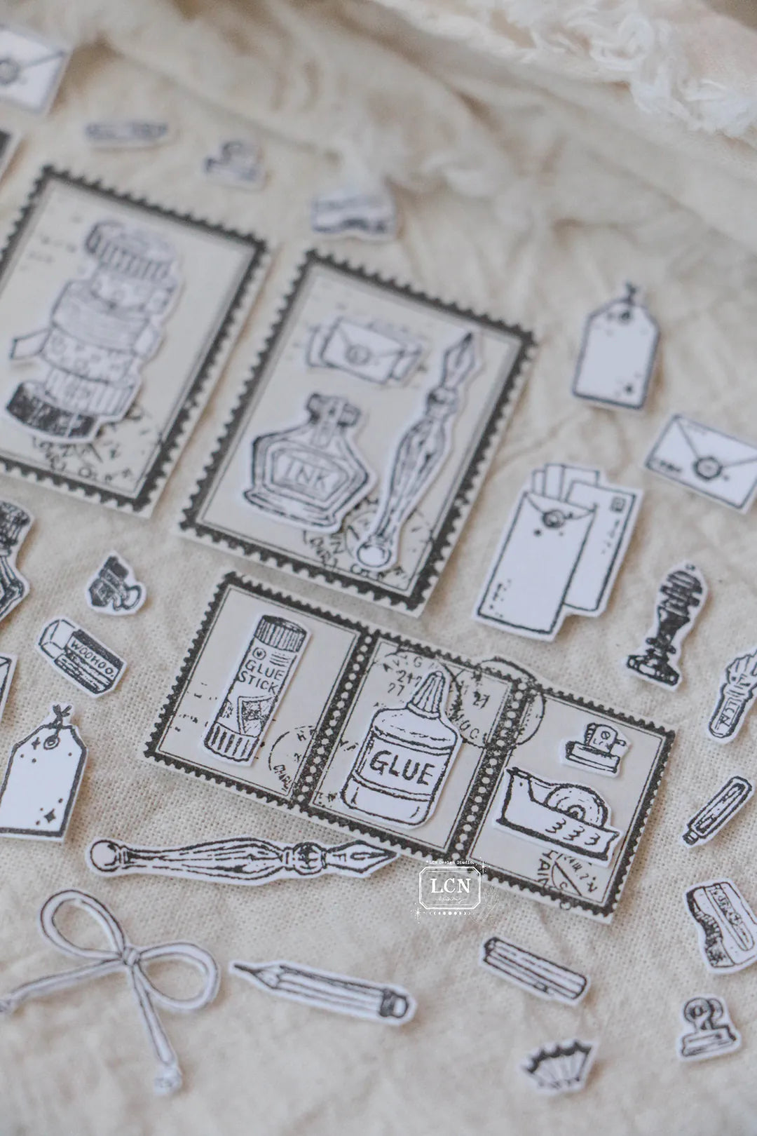 Lin Chia Ning Wooden Stamp - On the Desk Stamp Set 2