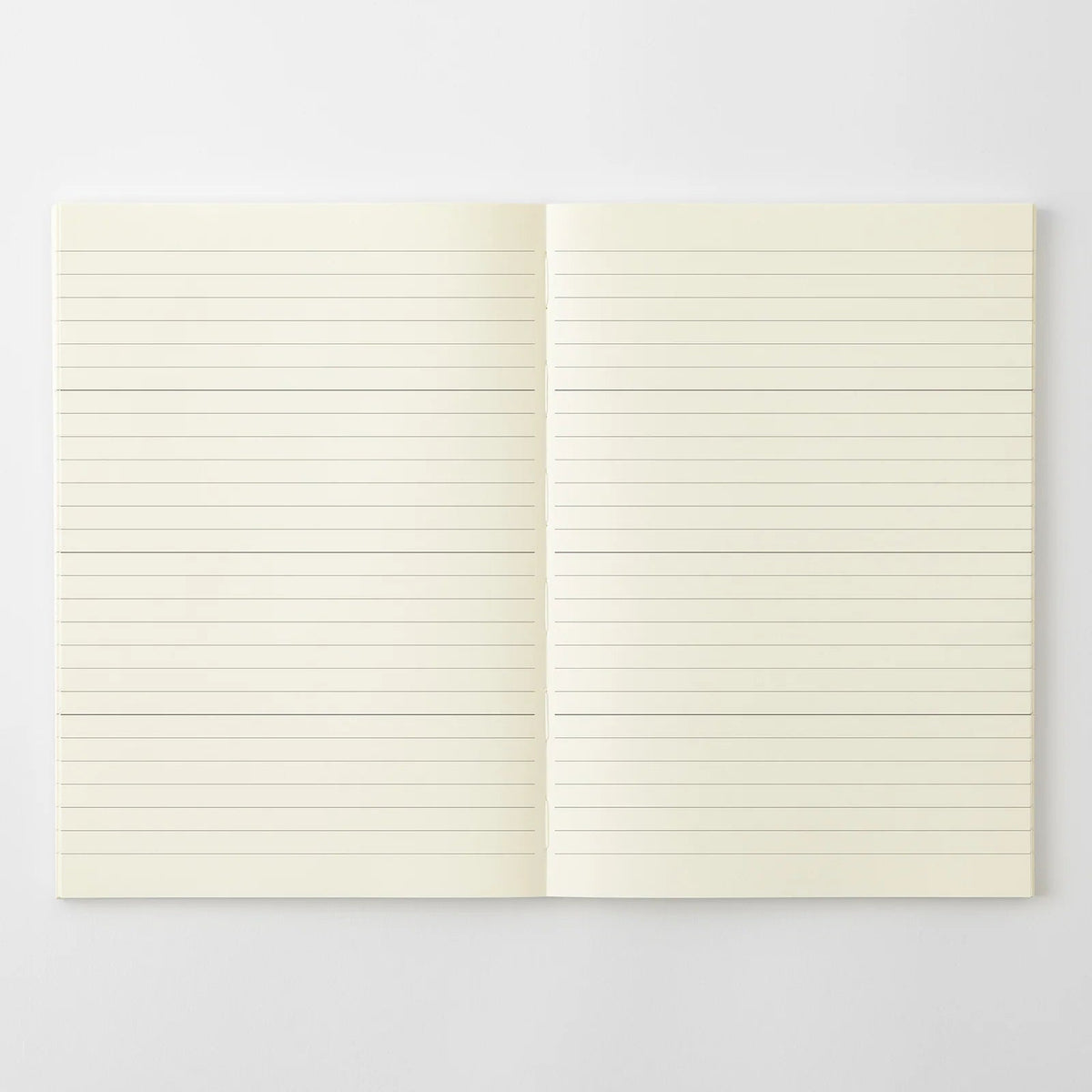 Ample margins and a simple, easy-to-use format. Starting December 2026 (14 months). This&nbsp;diary features a flexible monthly block format with ample margins, and a combination of 8-ruled and plain memo pages.


The MD paper offers excellent writing comfort and prevents bleed-through, even with a fountain pen. The flat-opening thread binding ensures a simple, high-quality diary that takes advantage of the quality of the material and inspires creativity with its streamlined design.&nbsp;MD paper is used no