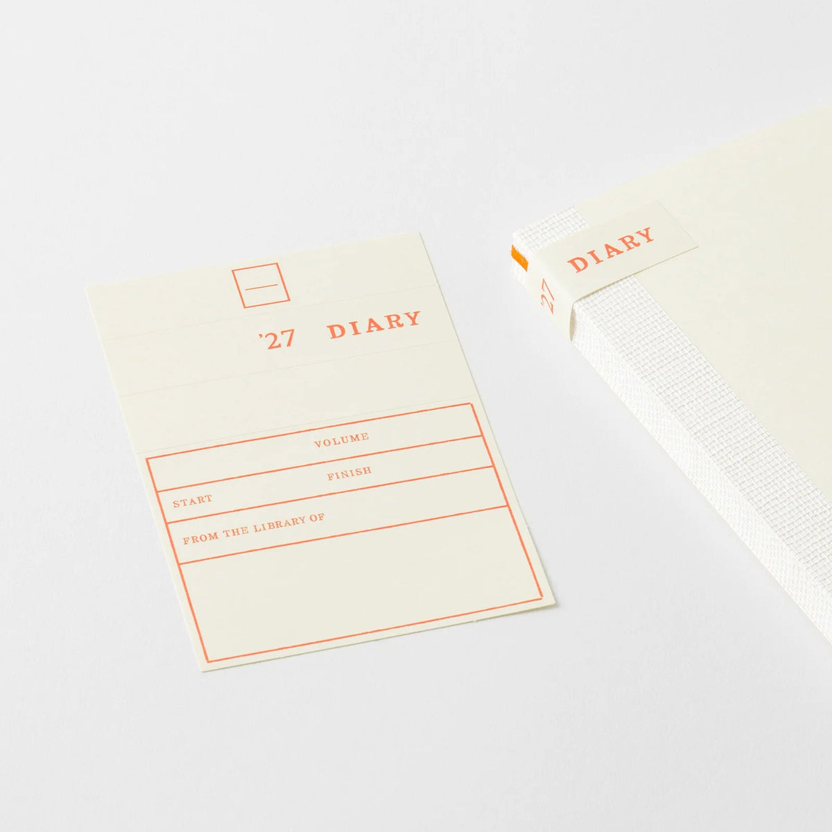 Ample margins and a simple, easy-to-use format. Starting December 2026 (14 months). This&nbsp;diary features a flexible monthly block format with ample margins, and a combination of 8-ruled and plain memo pages.


The MD paper offers excellent writing comfort and prevents bleed-through, even with a fountain pen. The flat-opening thread binding ensures a simple, high-quality diary that takes advantage of the quality of the material and inspires creativity with its streamlined design.&nbsp;MD paper is used no