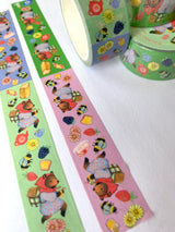 A Bee Keeper bear keeps watch over their bees. Bee Keeper Washi Tape.

Each tape rotates through four designs on four different colors.

Tape is 20mm x 10m.

Includes one roll of washi tape