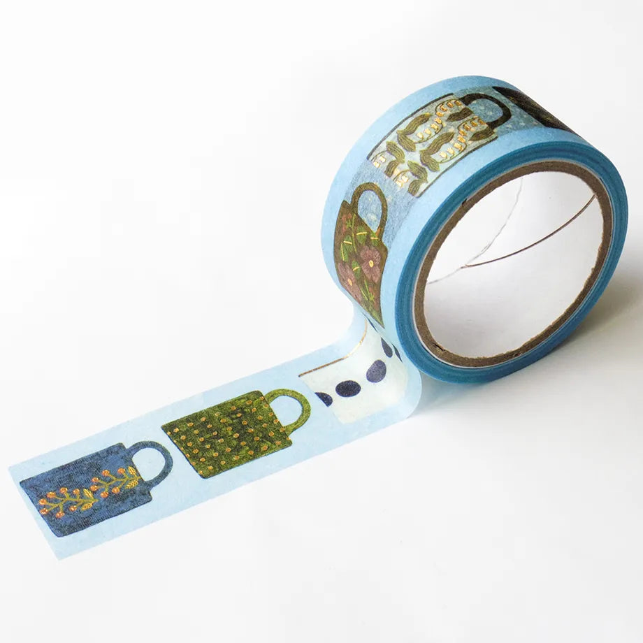 Cozyca Products - Midori Asano Washi Tape - My Favorite Mugs

Washi tape by illustrator Midori Asano. Cute mugs with chubby shapes are lined up.
It's fun to spend time thinking about which mug to use today.mThe shiny, casually sprinkled gold foil stamping is also stylish.

20mm wide x 5m long
