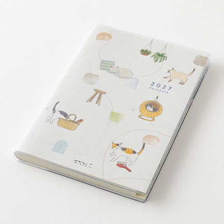 
This diary is irresistible for cat lovers, created by Sayo Koizumi, a true cat lover and illustrator with the concept of "getting closer to cats." The theme for the 2027 edition is "12 Months with a Home Cat." A diary of soft-tone cat illustrations + columns by illustrator Sayo Koizumi. We've packed plenty of ways to spend your time at home with your cat. We have carefully selected relatable and cute poses and angles that cat lovers will love, featuring many gentle illustrations that let you enjoy the chan