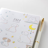 A fun diary with illustrations&nbsp;that change every month

Month: Starting January 2027 (15 months)
Weekly: Starting January 2027 (12 months)

A planner recommended for those who want to write lots of schedules and notes. Comes with convenient indexes. After each month's monthly block page, there is a two-page one-week spread (right side memo) page.