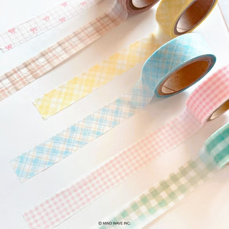 This is a standard masking tape with a width of 15 mm.
The lineup has increased to the popular plaid pattern.
Because it is simple, it is finished with a design full of care.


Width 15mm × Length 5m
Material:&nbsp;Washi paper
Includes 1 roll of washi
Sample images show related products not included with this item