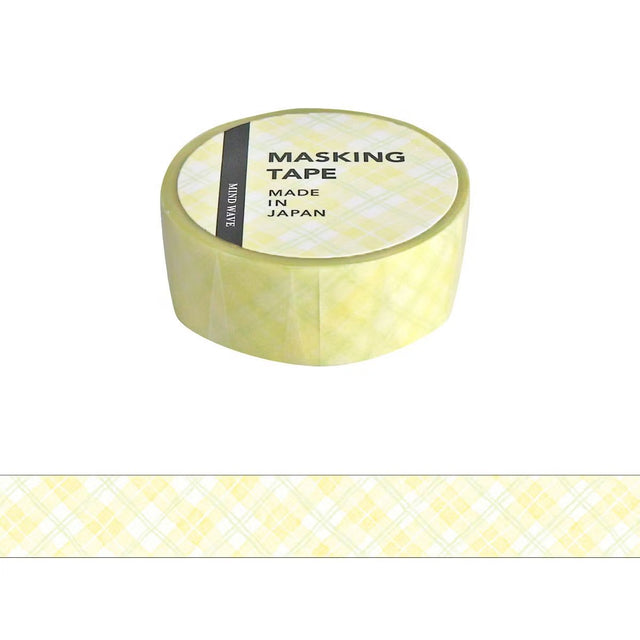 This is a standard masking tape with a width of 15 mm.
The lineup has increased to the popular plaid pattern.
Because it is simple, it is finished with a design full of care.


Width 15mm × Length 5m
Material:&nbsp;Washi paper
Includes 1 roll of washi