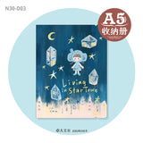 Molinta A5 Organizing Binder - Star Town

Designed in a six‑ring format, this binder is perfect for organizing ephemera, sticker sheets, journaling inserts, and creative plans. This&nbsp;A5 binder, gives you plenty of room to store larger pages, decorative layouts, and all the bits and pieces that make your journaling uniquely yours. Whether you're building sticker albums, creating themed spreads, or keeping your notes tidy, this binder offers a beautiful and functional way to keep everything in one place.
