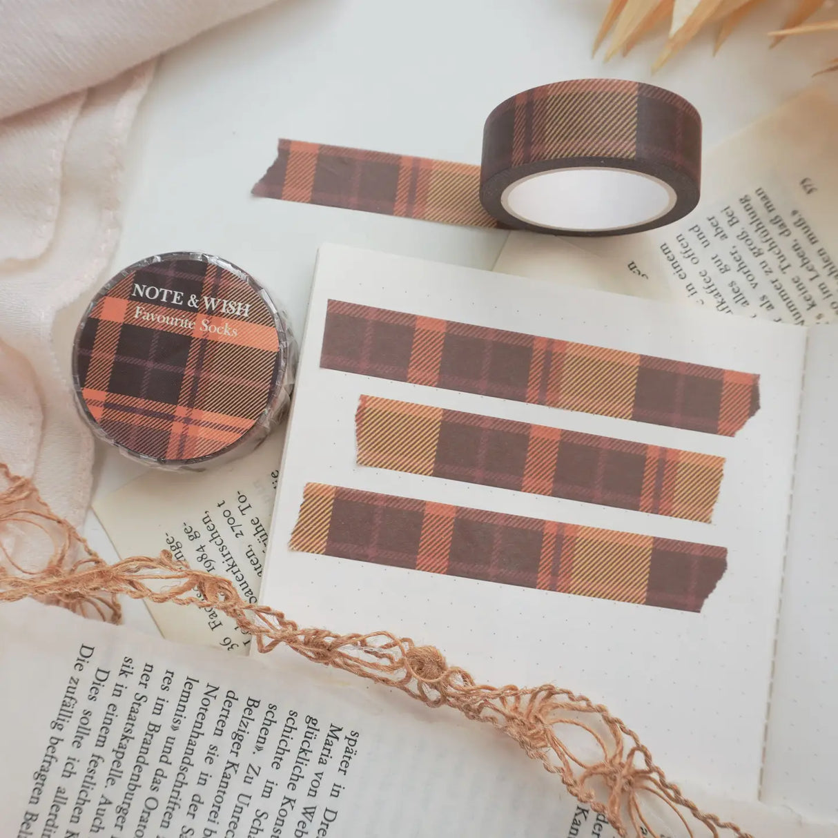 Capture the warmth of autumn in your creative projects with this Favourite Socks washi tape! Inspired by our love of autumn, this washi tape is the perfect way to add a cosy touch to your journals and other projects.

Length: 10m&nbsp;
Width: 15mm