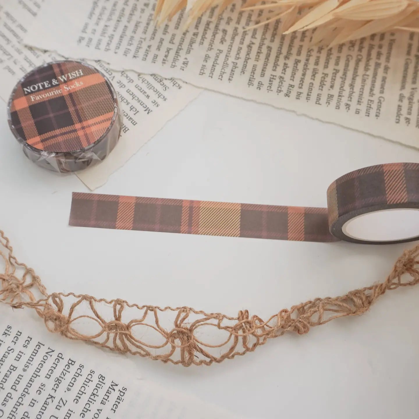 Capture the warmth of autumn in your creative projects with this Favourite Socks washi tape! Inspired by our love of autumn, this washi tape is the perfect way to add a cosy touch to your journals and other projects.

Length: 10m&nbsp;
Width: 15mm
