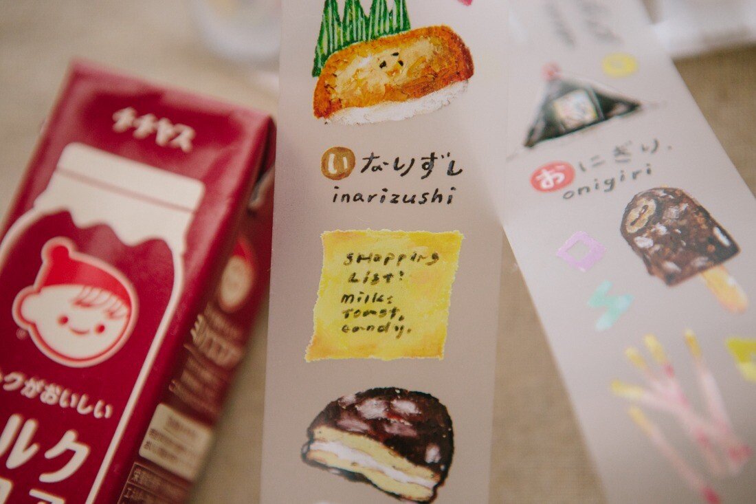 Sometimes you just need to make a convenient store run to grab some snacks, get a quick bite, or pick up some missing ingredients for dinner. A sandwich, a carton of eggs, a roll of kimbap, all of your food cravings will be fulfilled!