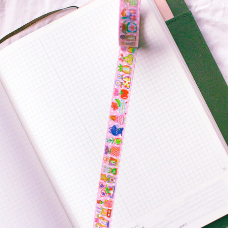 Odd Rabbits - Maebee's Flowers Washi Tape

15mm x 10m glitter washi tape.

Great for journaling, scrapbooking and sending letters!&nbsp;